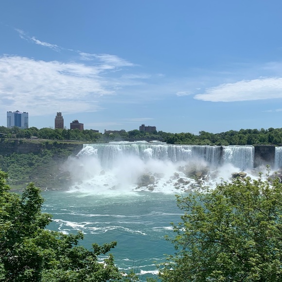 Meet your Posher - Picture 1 of 1